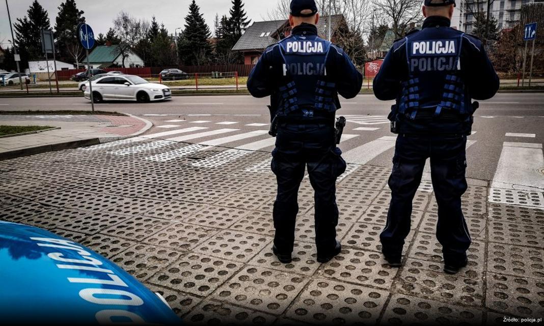 Ucieczka motocyklisty przed policją zakończona zatrzymaniem